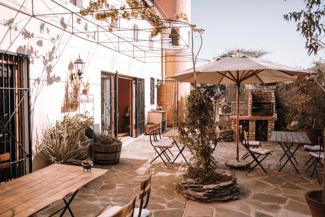 Ti Melen Boutique Guesthouse Виндхук Экстерьер фото
